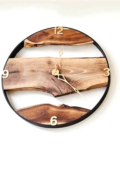 ساعت دیواری چوبی روستیک